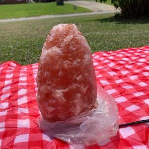 Himalayan Salt rock lamp